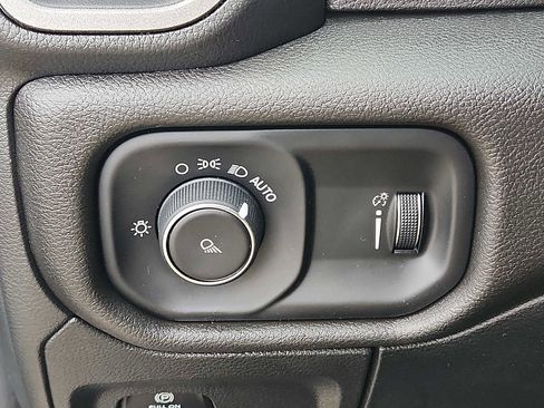 Certified 2025 RAM 1500 Tradesman image 25