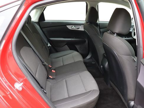 Used 2024 Kia Forte LXS FWD image 28