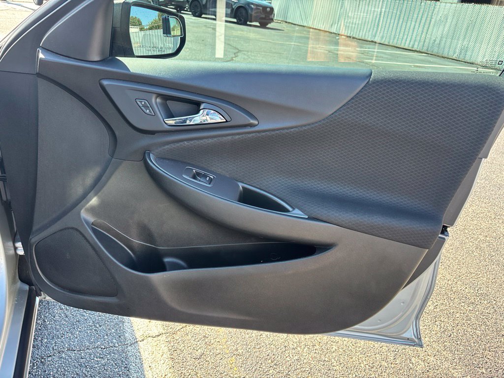 Used 2020 Chevrolet Malibu LS FWD image 31