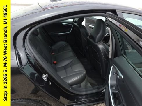 Used 2018 Volvo S60 T5 Dynamic w/ Vision Package FWD image 36