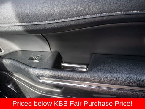 Used 2023 Ford Expedition XLT AWD/4WD image 22
