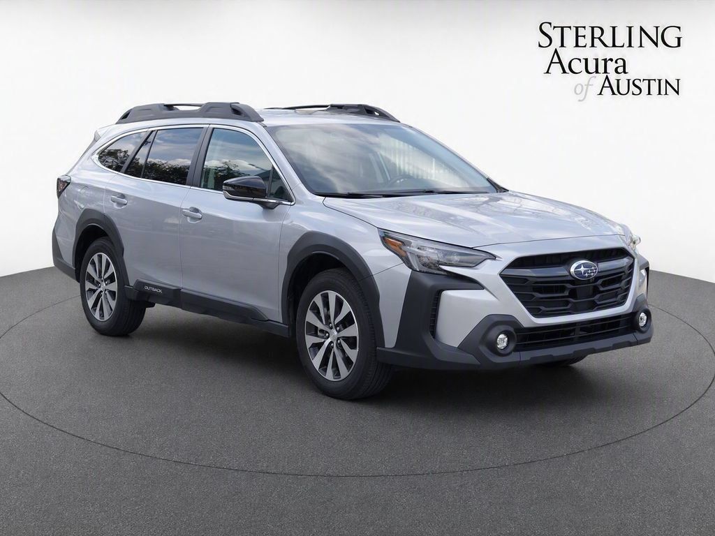 Used 2023 Subaru Outback Premium AWD/4WD image 2