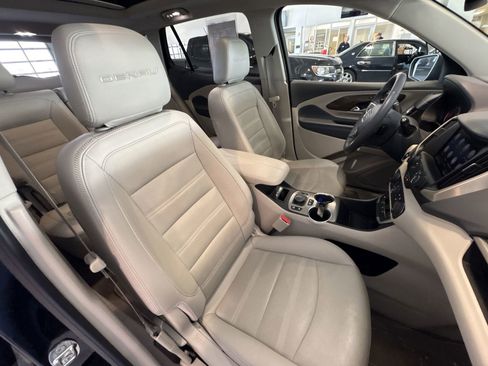 Used 2023 GMC Terrain Denali w/ Black Diamond Edition image 29