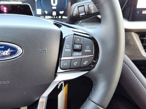 New 2026 Ford Explorer Platinum image 28