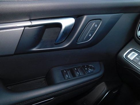 Used 2025 Buick Enclave Sport Touring image 35