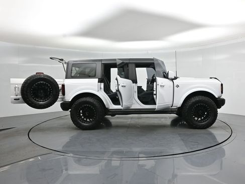 Used 2021 Ford Bronco Outer Banks AWD/4WD image 4