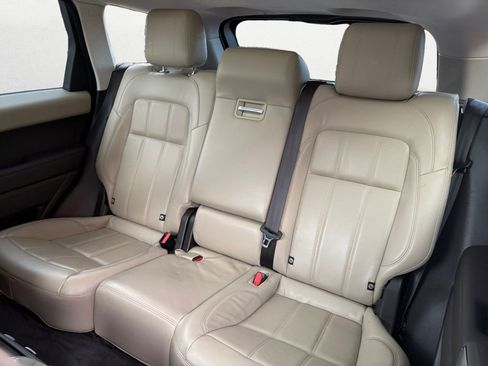 Used 2020 Land Rover Range Rover Sport HSE image 15