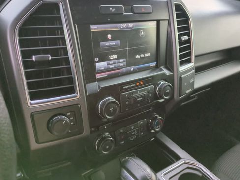 Used 2015 Ford F150 XLT w/ Equipment Group 302A Luxury AWD/4WD image 27