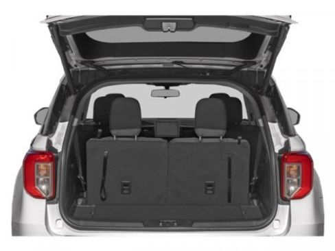 Used 2023 Ford Explorer XLT w/ Equipment Group 202A RWD image 11