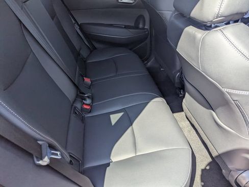 Used 2026 Toyota Corolla Cross XLE w/ Convenience Package FWD image 12