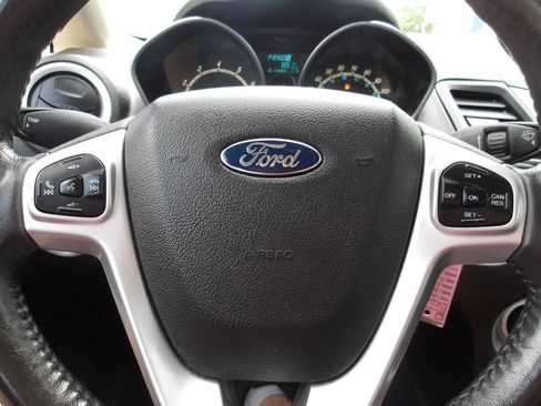 Used 2014 Ford Fiesta SE FWD image 14