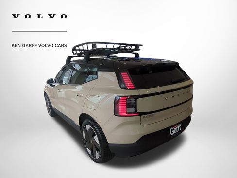 New 2026 Volvo EX30 Plus w/ Climate Package image 5
