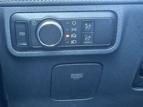 Used 2025 Ford Mustang Premium RWD image 21