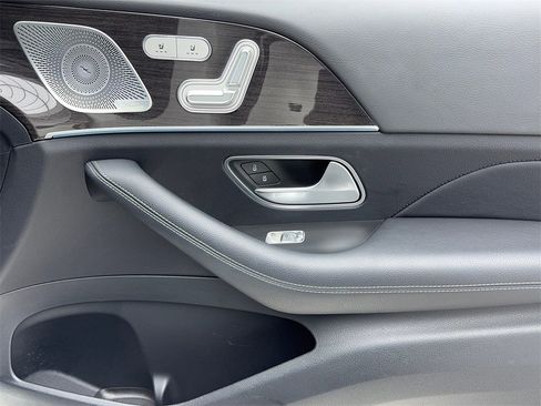 Used 2022 Mercedes-Benz GLE 350 w/ AMG Line Exterior image 50