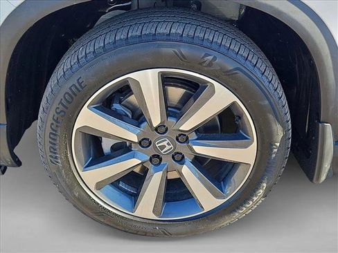 Used 2023 Honda Pilot Elite image 26