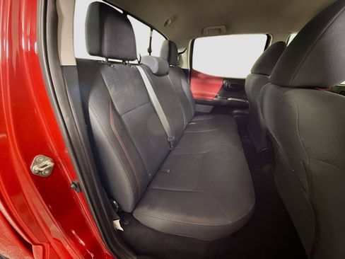 Used 2019 Toyota Tacoma SR5 RWD image 26