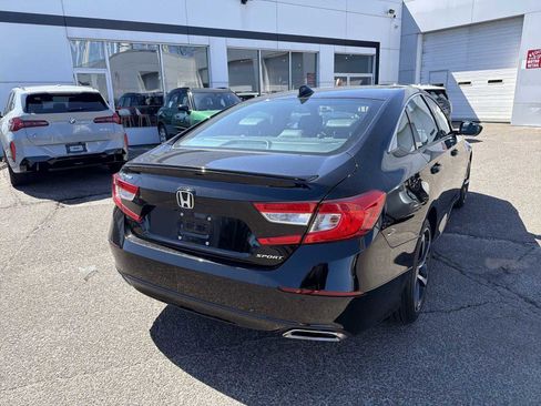Used 2022 Honda Accord Sport image 7