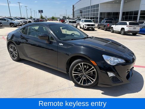 Used 2016 Scion FR-S RWD image 2