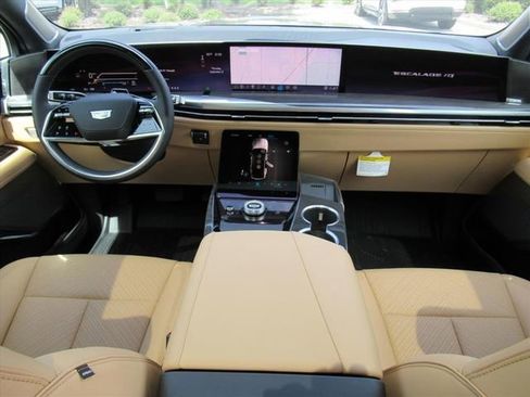 Used 2026 Cadillac Escalade IQ Sport 2 AWD/4WD image 13