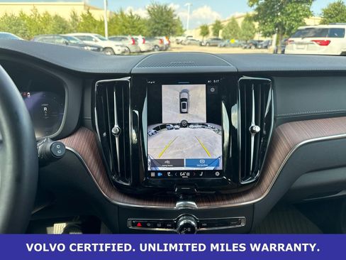 Used 2024 Volvo XC60 T8 Ultimate w/ Protection Package Premier AWD/4WD image 28