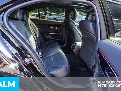Used 2025 Mercedes-Benz C 300 Sedan image 21