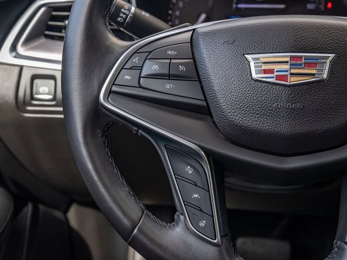 Used 2017 Cadillac XT5 Luxury w/ Driver Awareness Package image 28