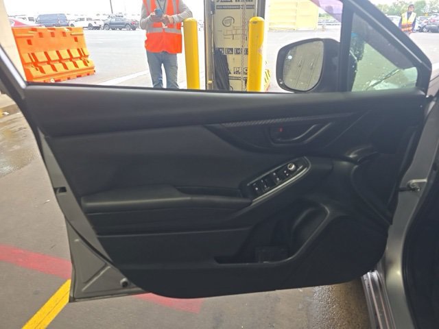 Used 2021 Subaru Crosstrek 2.0i Premium w/ Moonroof Package AWD/4WD image 13