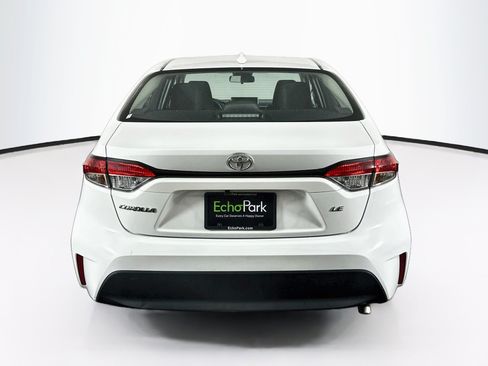 Used 2025 Toyota Corolla LE FWD image 7