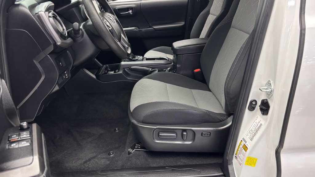 Used 2022 Toyota Tacoma TRD Sport RWD image 13