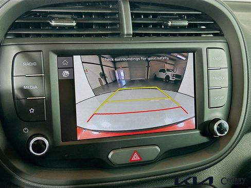 Certified 2025 Kia Soul LX FWD image 10