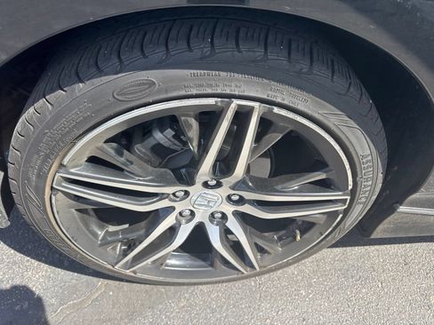 Used 2021 Honda Accord Touring image 13