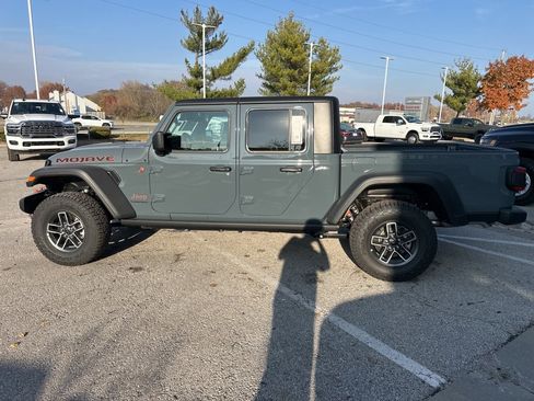 New 2026 Jeep Gladiator Mojave w/ Safety Group image 17