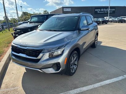 Used 2023 Kia Seltos EX