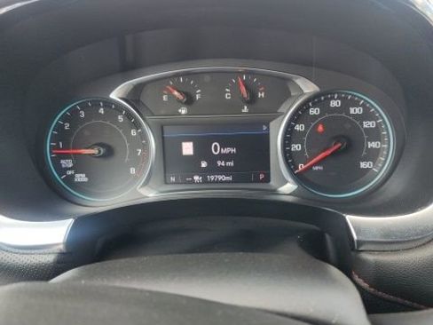 Used 2023 Chevrolet Traverse RS image 11