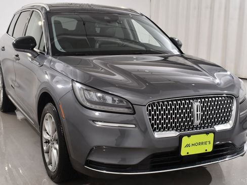 Used 2022 Lincoln Corsair AWD w/ Premium Package image 4