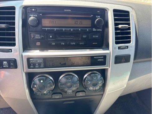 Used 2005 Toyota 4Runner SR5 RWD image 13