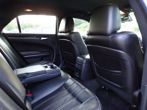 Used 2017 Chrysler 300 S image 24