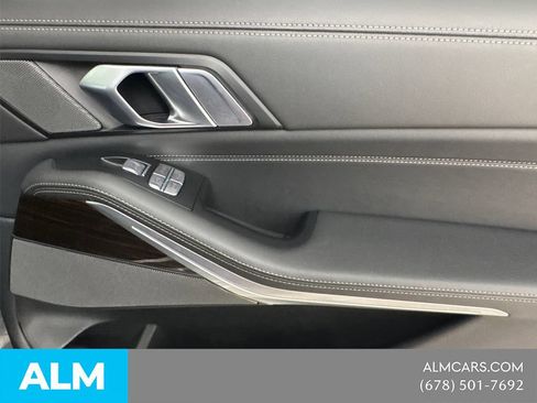 Used 2024 BMW X7 xDrive40i AWD/4WD image 19
