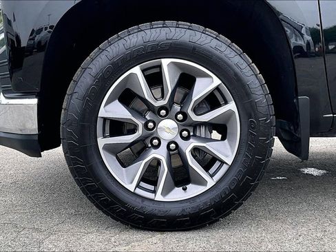 Used 2020 Chevrolet Silverado 1500 LT w/ All-Star Edition image 35