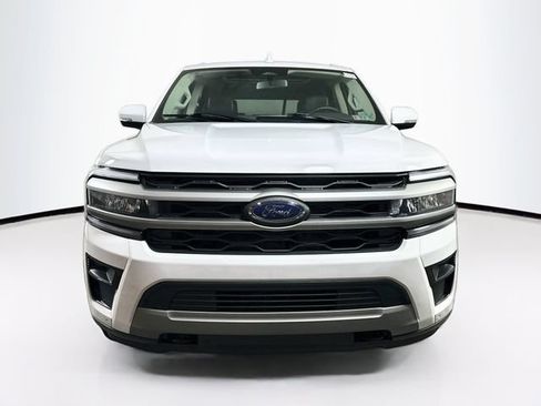 Certified 2023 Ford Expedition XLT AWD/4WD image 2