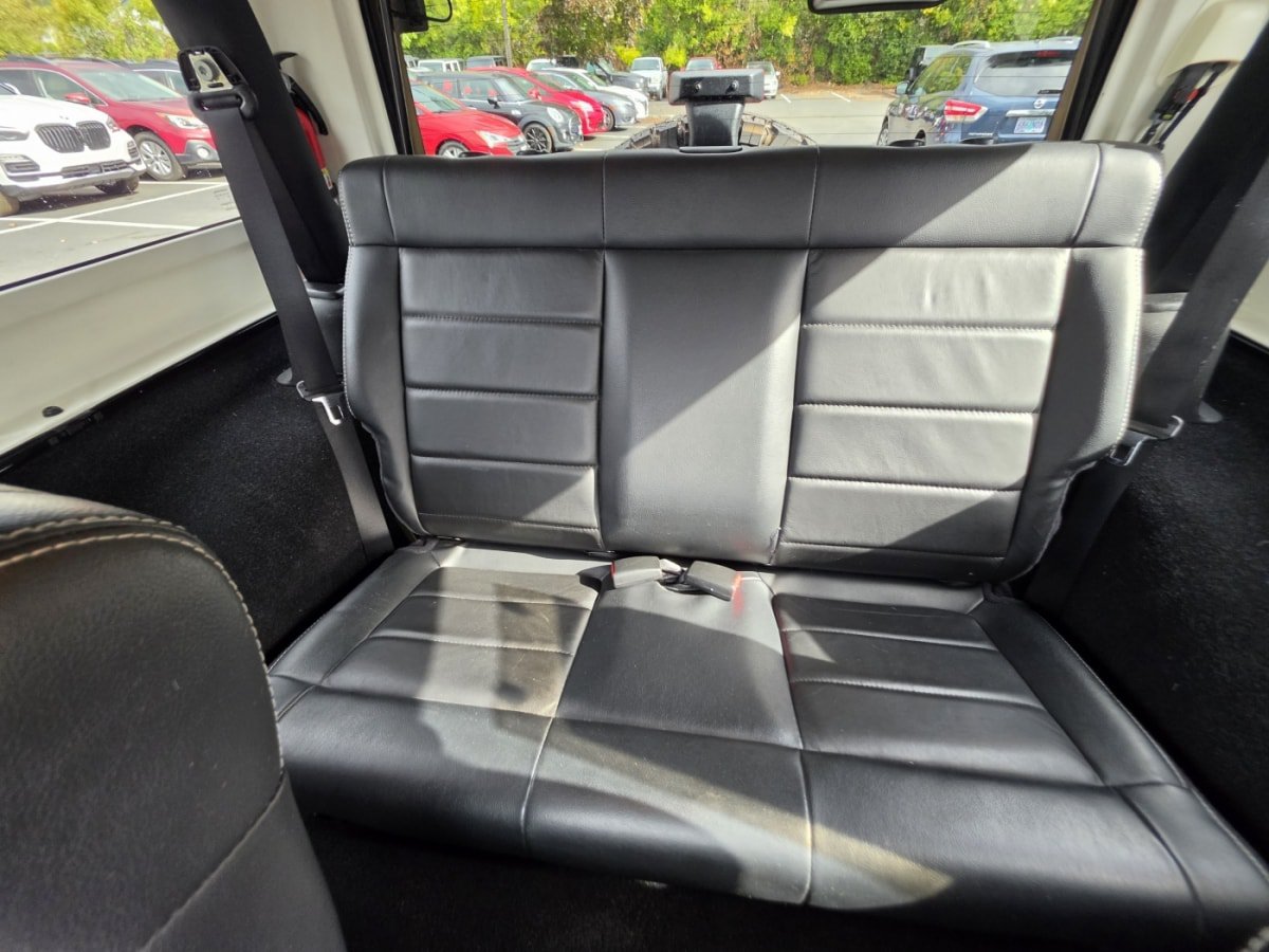 Used 2012 Jeep Wrangler Rubicon w/ PWR Convenience Group AWD/4WD image 11