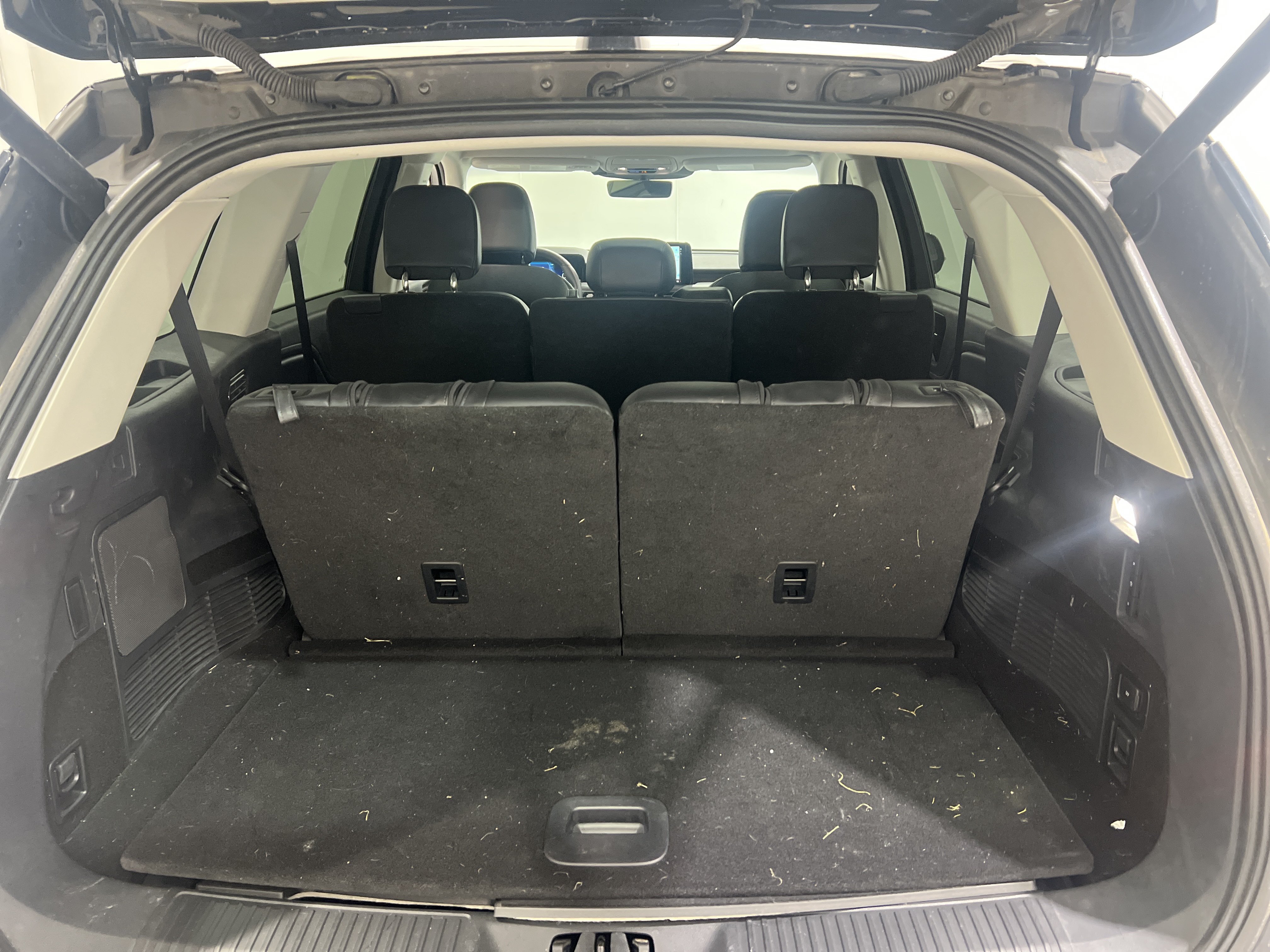 Used 2025 Lincoln Aviator Reserve AWD/4WD image 15