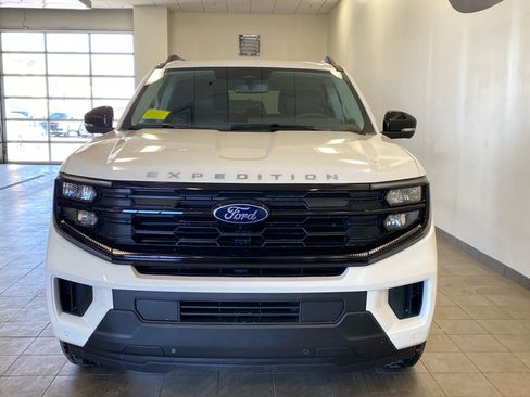 New 2026 Ford Expedition Active AWD/4WD image 3