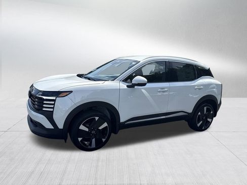 New 2025 Nissan Kicks SR FWD image 7