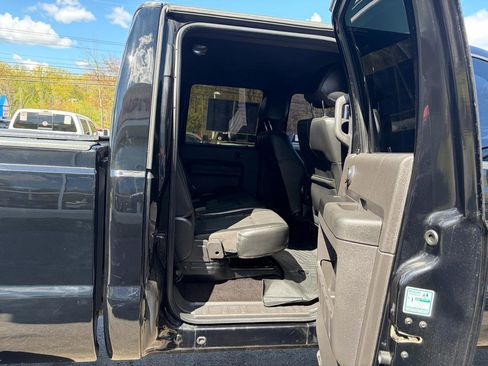 Used 2016 Ford F250 Lariat w/ Chrome Package AWD/4WD image 48