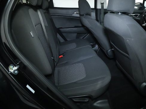 Used 2025 Kia Sportage LX image 34