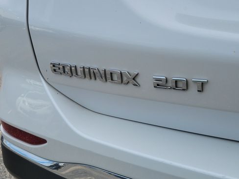 Used 2020 Chevrolet Equinox Premier AWD/4WD image 9