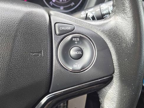 Used 2021 Honda HR-V Sport image 22