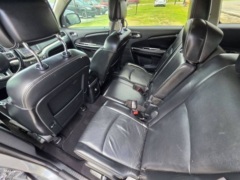 Used 2018 Dodge Journey Crossroad w/ Popular Equipment Group AWD/4WD image 5
