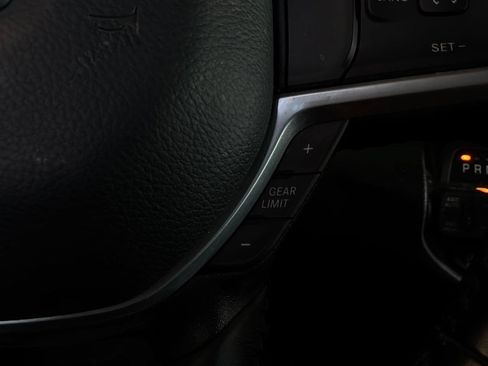 Used 2024 RAM 1500 Lone Star AWD/4WD image 40